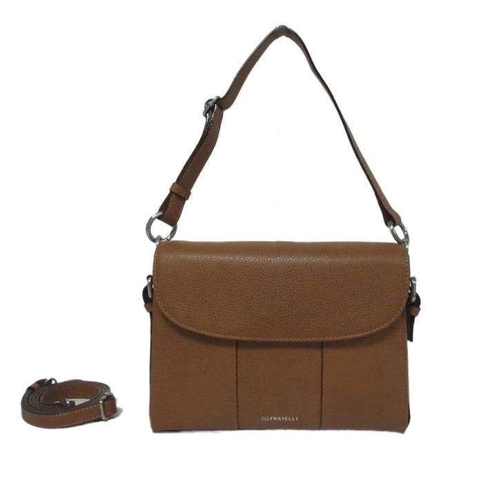 Voorkant van de Gigi Fratelli ROM0184 camel #kleur_camel