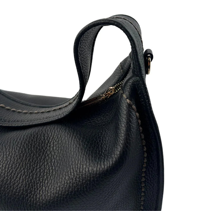 Details van het materiaal #kleur_black
