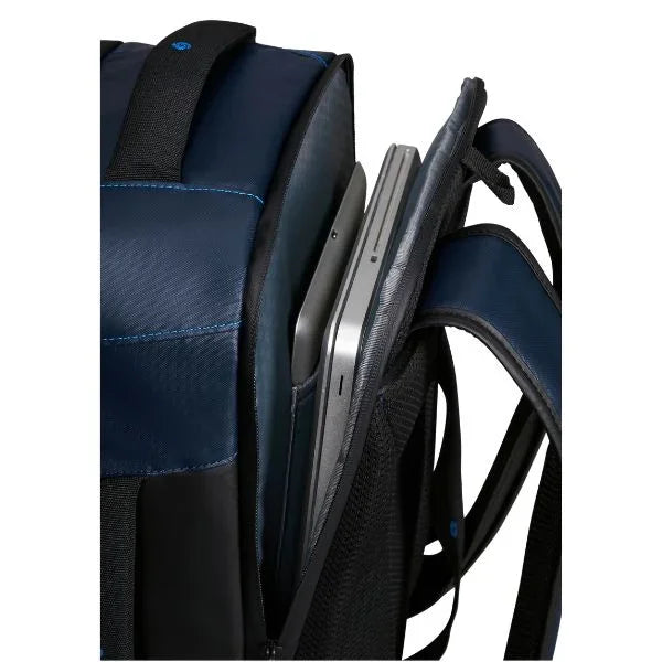 Laptop vak in gebruik van de Samsonite Ecodiver underseater s navy #kleur_navy