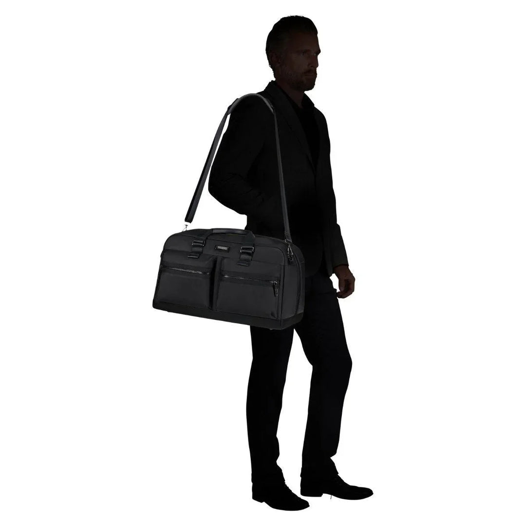 Op model #kleur_black