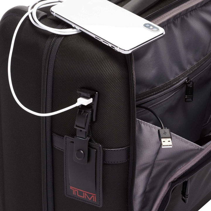 Tumi | Alpha Bravo | Compact aktetas op wielen 40,5 cm