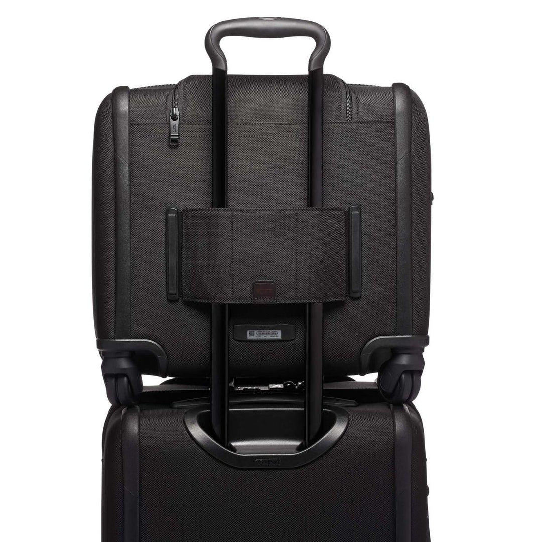Tumi | Alpha Bravo | Compact aktetas op wielen 40,5 cm