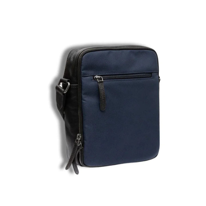 Achterkant van the Chesterfield Arendal crossbodytas navy #kleur_navy