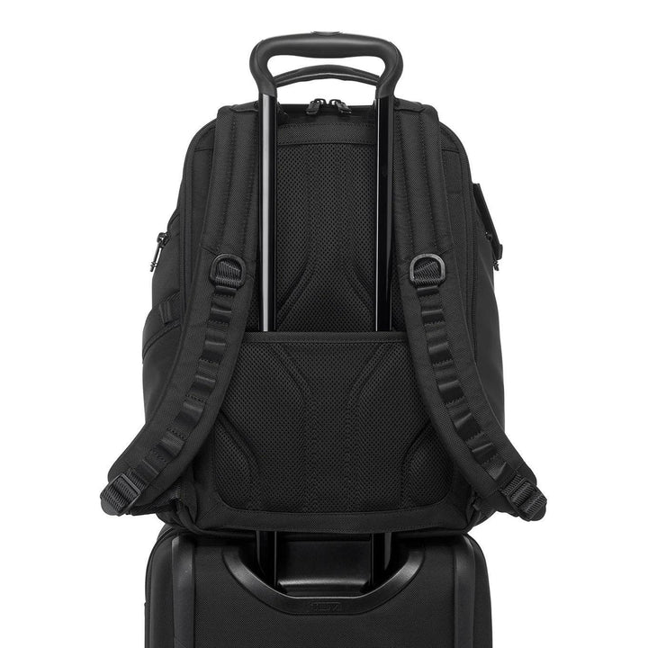 #kleur_black