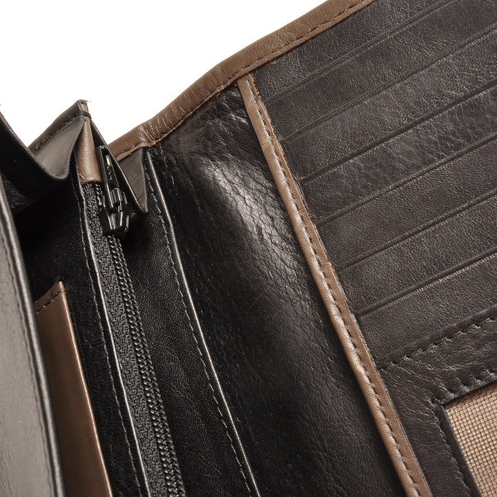 Details van het leer #kleur_black-taupe