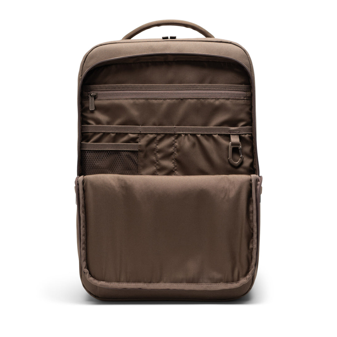 Voorvak Herschel Kaslo Tech laptoprugzak #kleur_light-brown