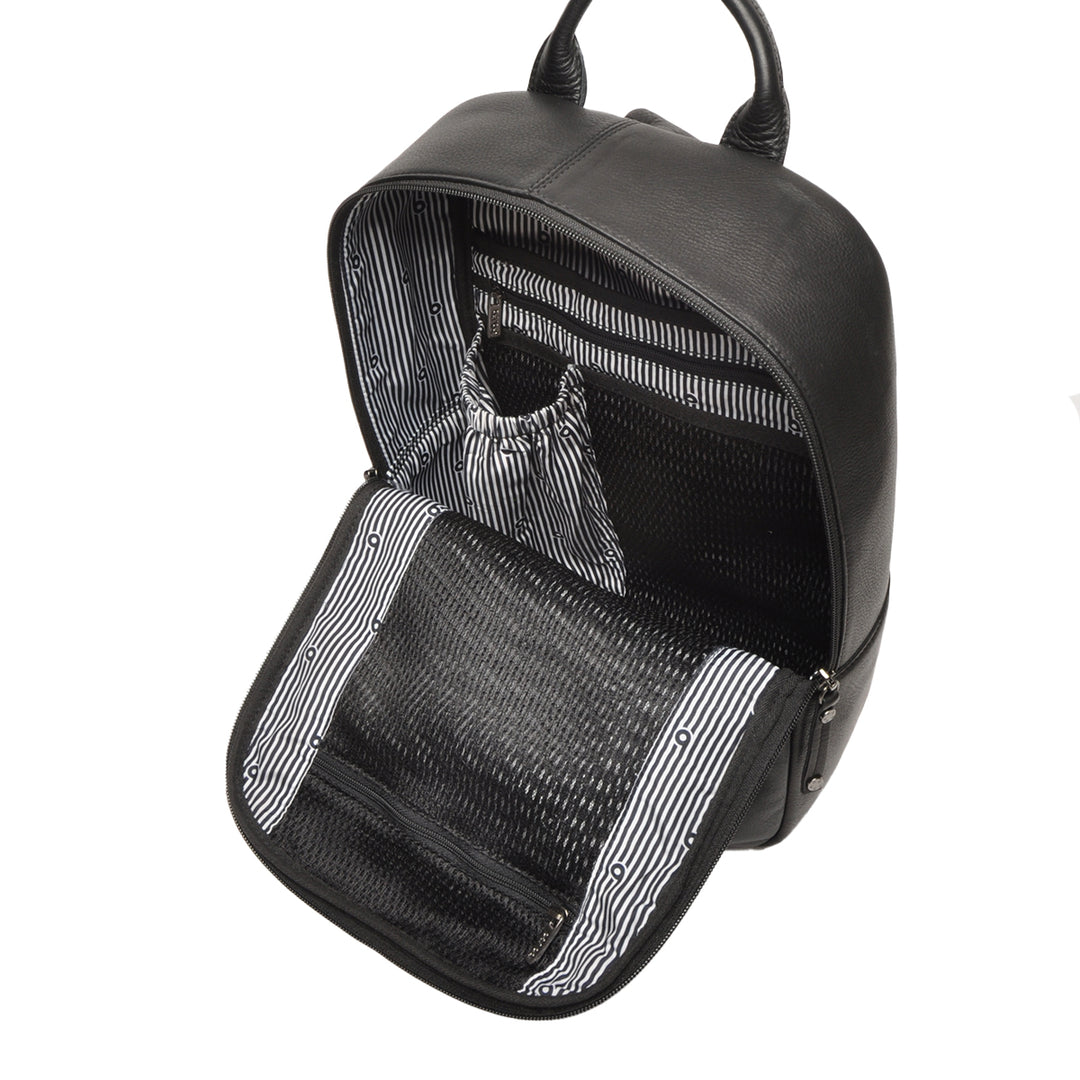 Binnenkant van de Berba Lucca 335-869 in het zwart #kleur_zwart