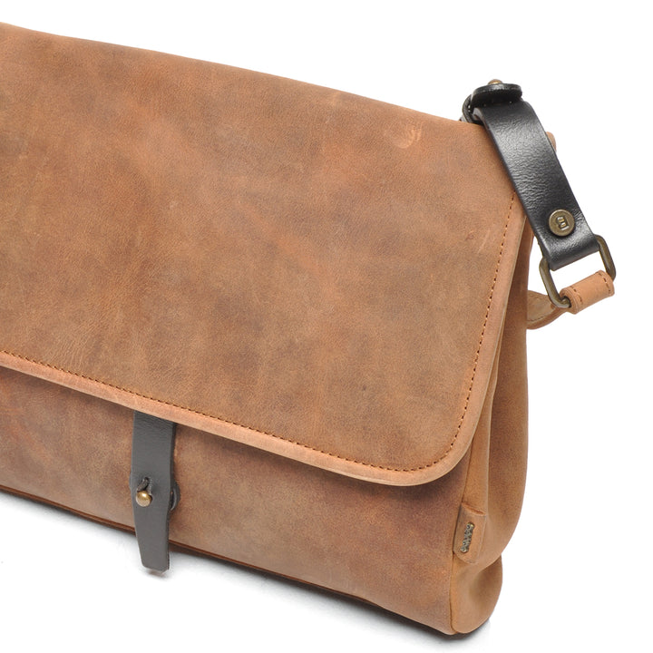 Berba | Bonneville 827-676 | Leren crossover