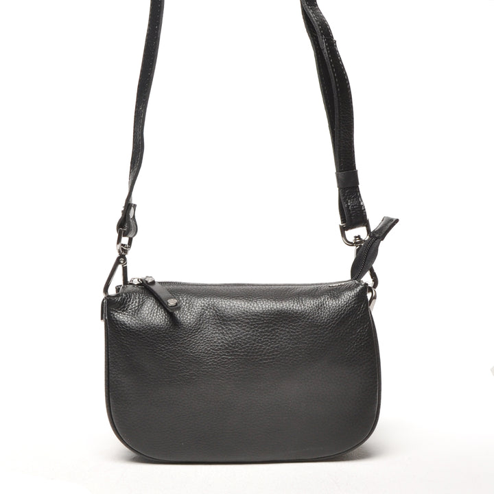 Voorkant van de Berba crossover tas in de kleur zwart #kleur_zwart