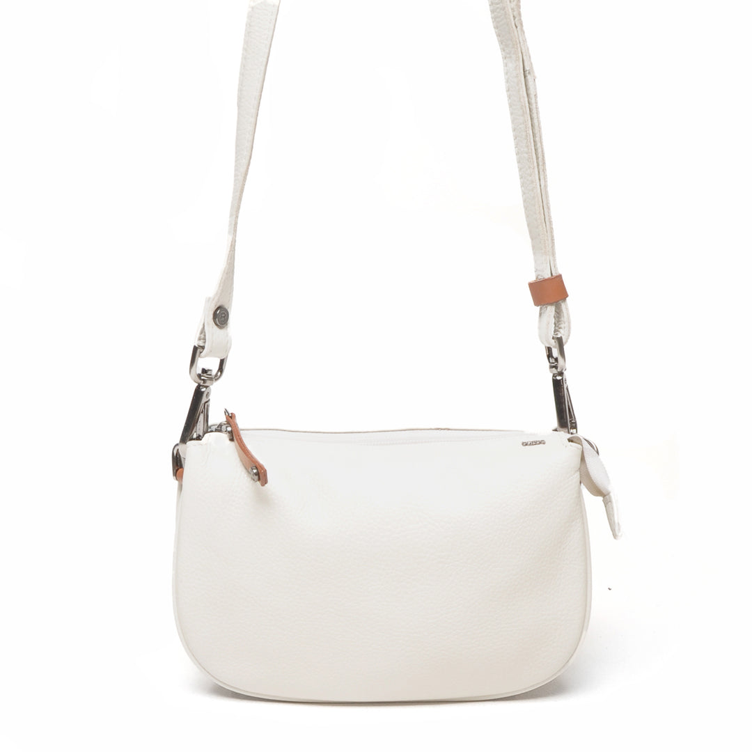 Voorkant van de Berba crossover tas in de kleur pebble #kleur_pebble