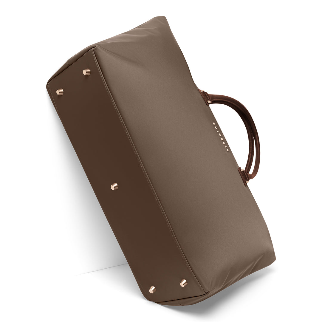 Onderkant van de Serenity travel tote in moon-stone #kleur_moon-stone