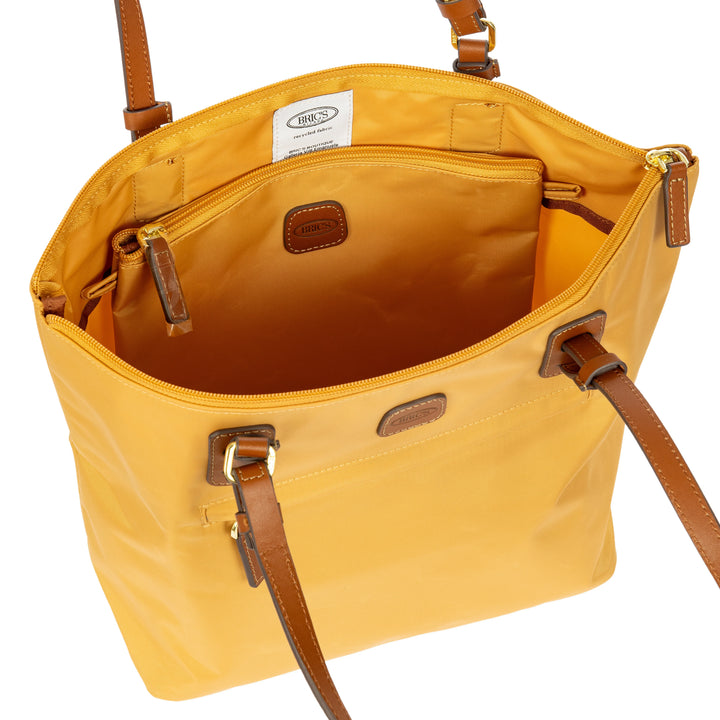 Binnenkant van de Bric's middelmaat shopper in honey #kleur_honey