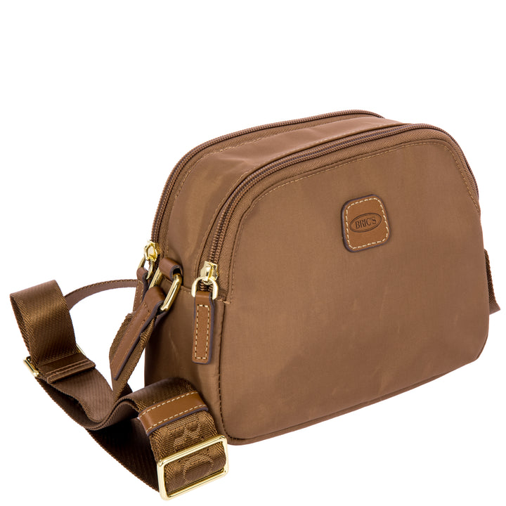 Voorzijde van de Brics's crossbody tas #kleur_brownie