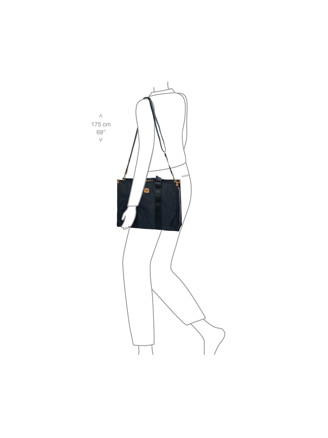 De grote laptop tas van Bric's in gebruik #kleur_zwart