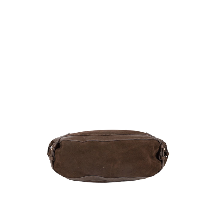 Onderkant van de Bellicci Raviera suede schoudertas #kleur_chocolade