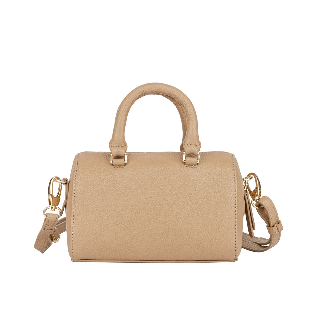 Achterkant van de Bellici Cara leren handtas beige #kleur_beige