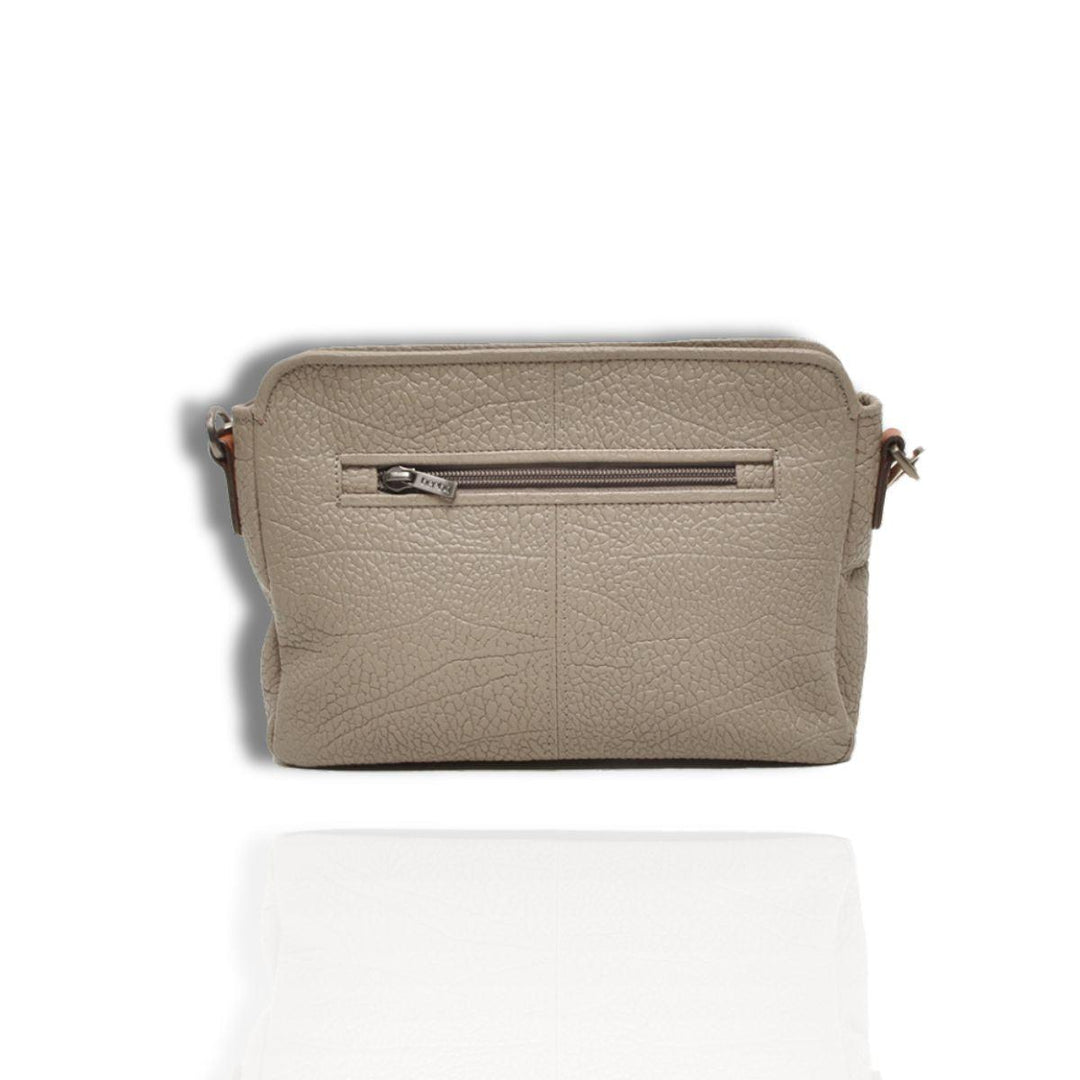 Achterkant Berba 060 crossbodytas taupe #kleur_taupe