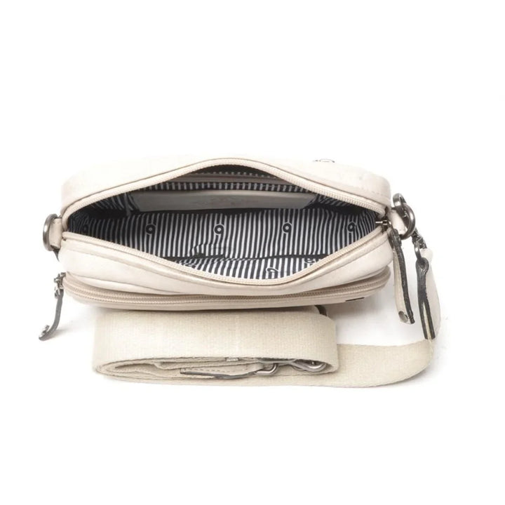 Binnenkant van de Berba 335-055 crossover tas chalk #kleur_chalk