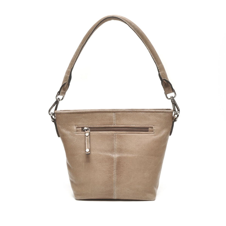 Achterkant van het leer van de Berba Lucca 052 leren schoudertas dust #kleur_dust