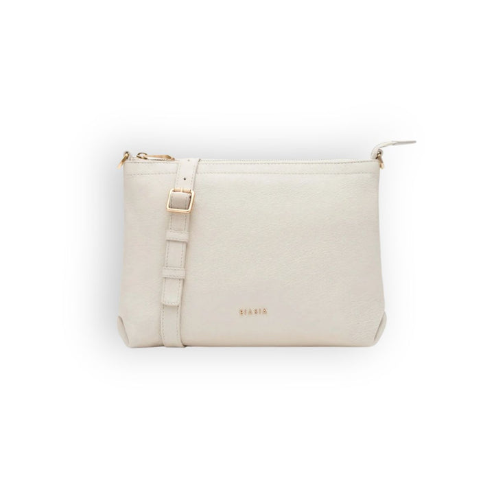 Voorkant van de BIBP9FA01 leren crossover flat bag in het beige #kleur_beige