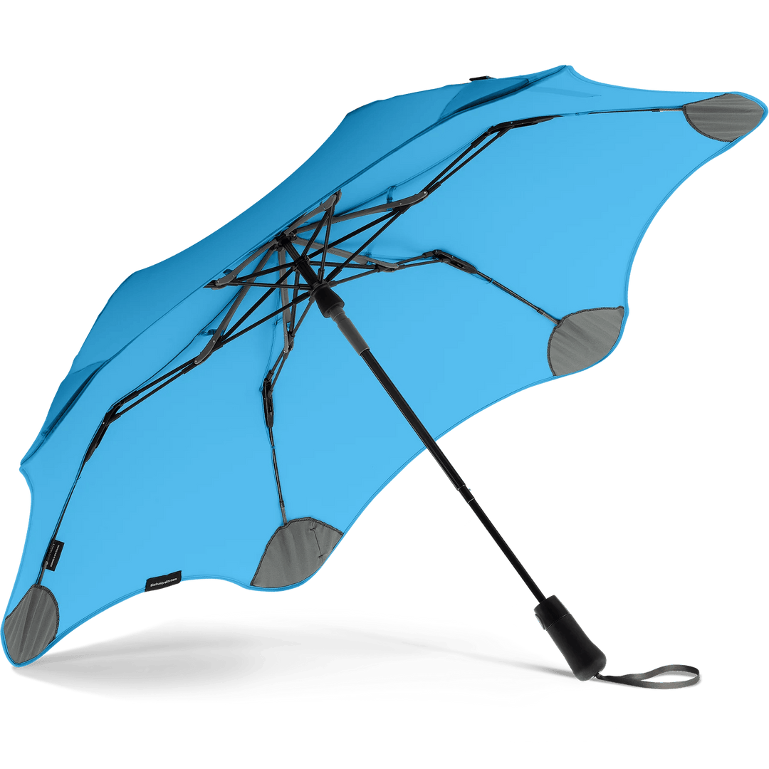 Onderkant Blunt Metro opvouwbare paraplu in het blauw #kleur_blauw