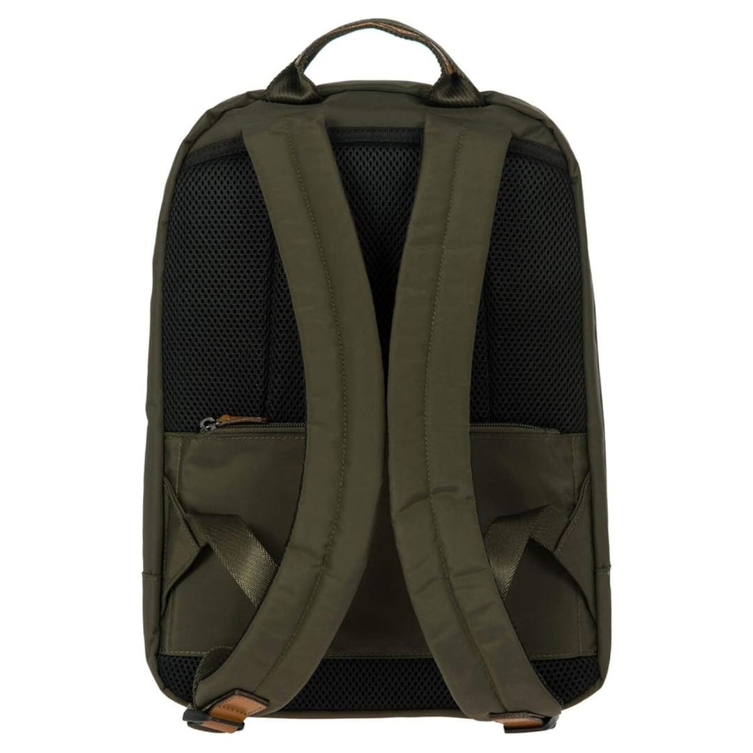 Achterkant van de Metro Laptop rugzak van Bric's in Olijf #kleur_olijf