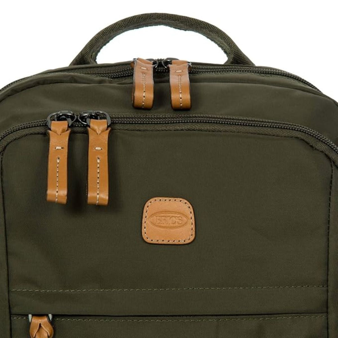 Details van de Metro Laptop rugzak van Bric's in Olijf #kleur_olijf