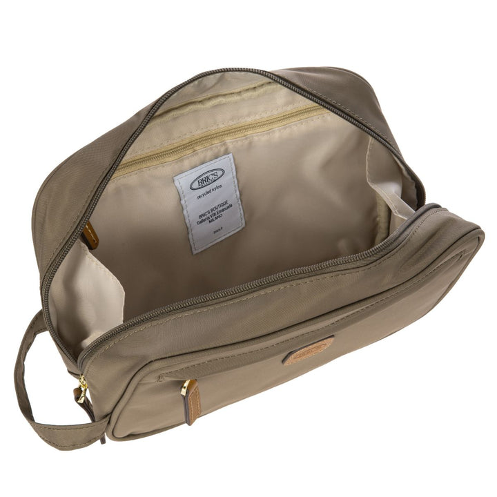 Binnenkant van de Bric's Toilettas uit de X-collection in de kleur nut #kleur_nut 
