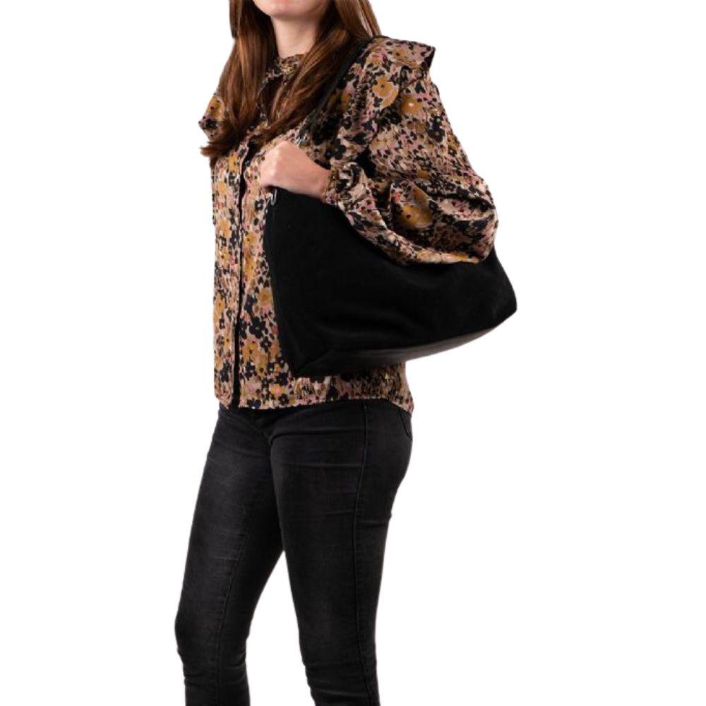 Op model #kleur_black