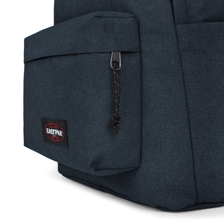 Voorvak van de Eastpak Day Office triple-denim #kleur_triple-denim