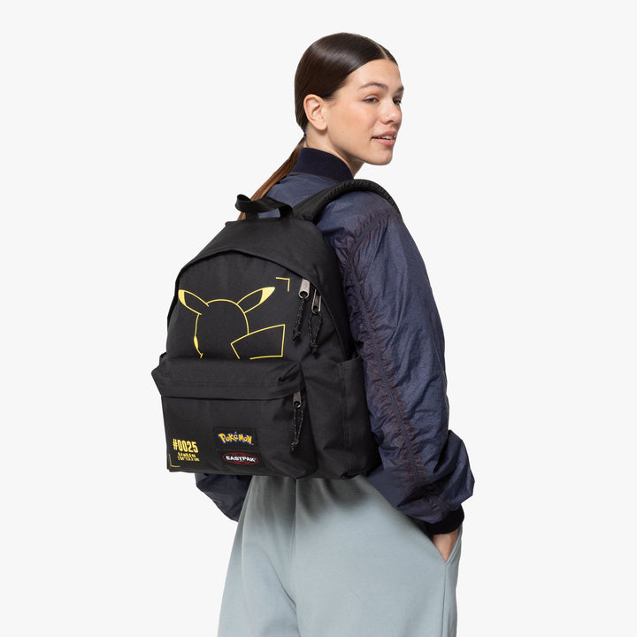 Op model van de eastpak Day pak'r pokemon-patches #kleur_pokemon-patches