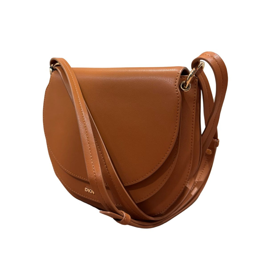 Voorzijde van de DKNT DUO schoudertas camel #kleur_camel