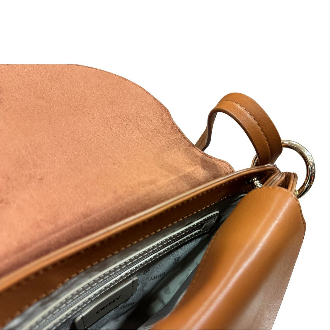Binnenkant van de DKNT DUO schoudertas camel #kleur_camel