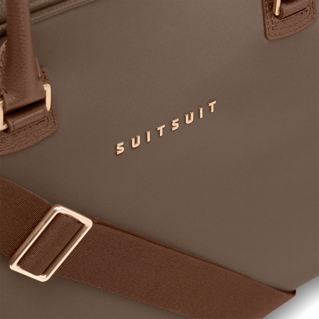 Details van het materiaal van de SUITSUIT Weekender uit de Serenity collectie moon-stone #kleur_moon-stone