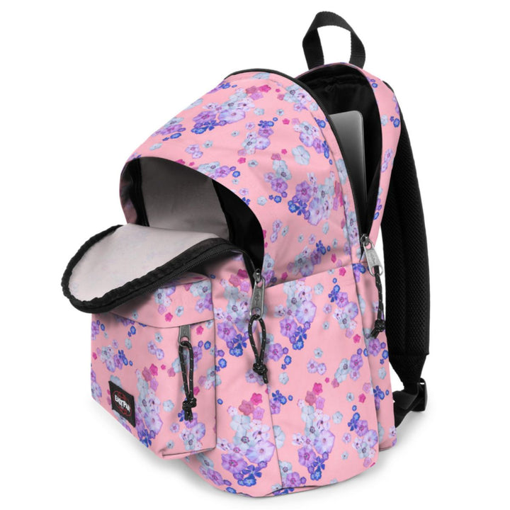 Binnenkant in gebruik van de Eastpak Day Office laptop rugzak in floralbloompink #kleur_floralbloompink