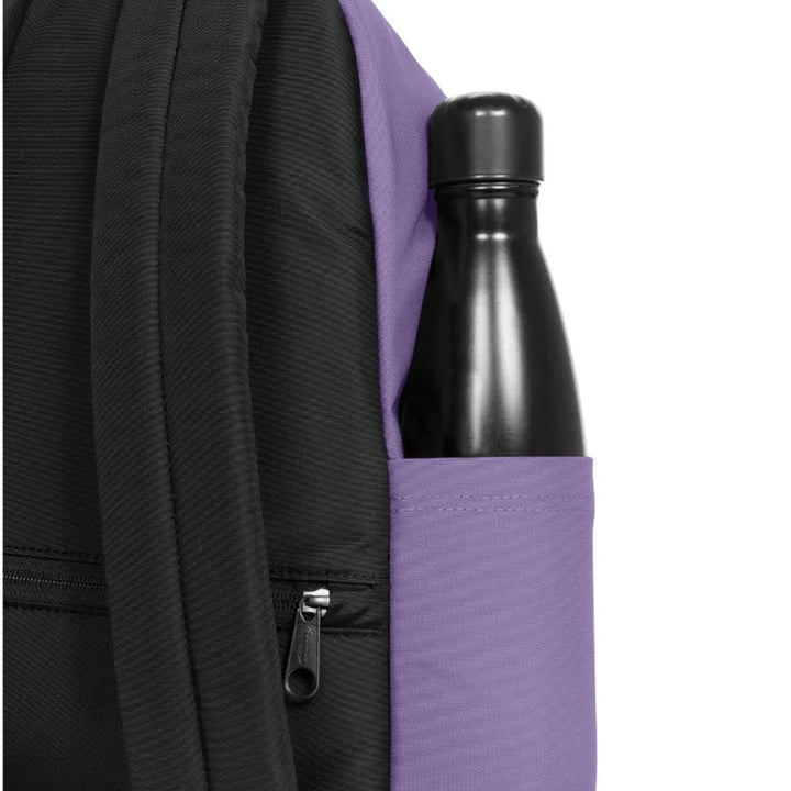 Waterfles houder van de Eastpak Day Pak'R laptop rugtas dahlia-purple #kleur_dahlia-purple