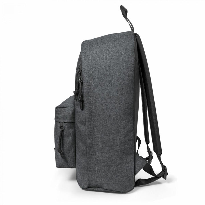 Zijkant van de Eastpak out of office laptop rugzak 16 inch black-denim #kleur_black-denim