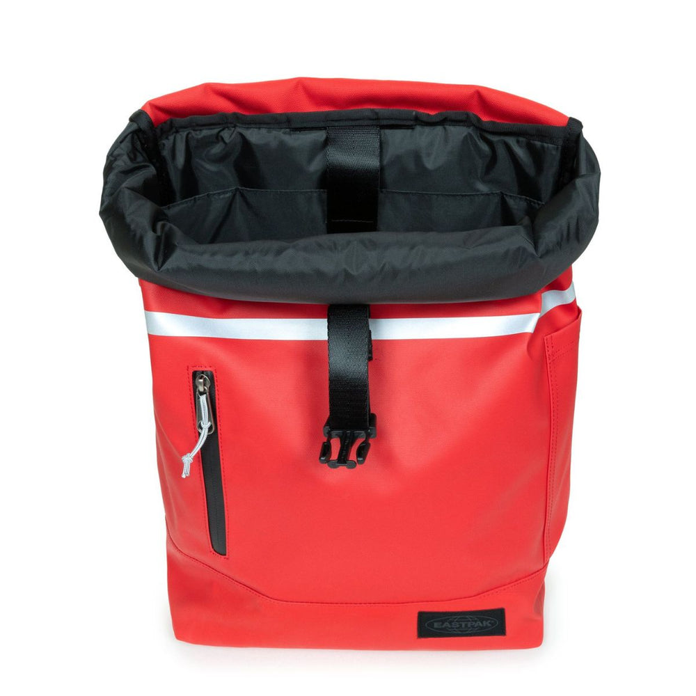 Binnenkant van de Eastpak Roll top bike tarp-red #kleur_tarp-red