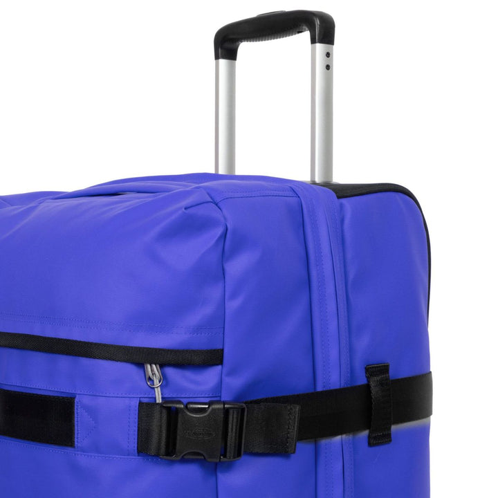 Details van het materiaal van de Eastpak Transit'R reistas L Tarp-blue #kleur_tarp-blue