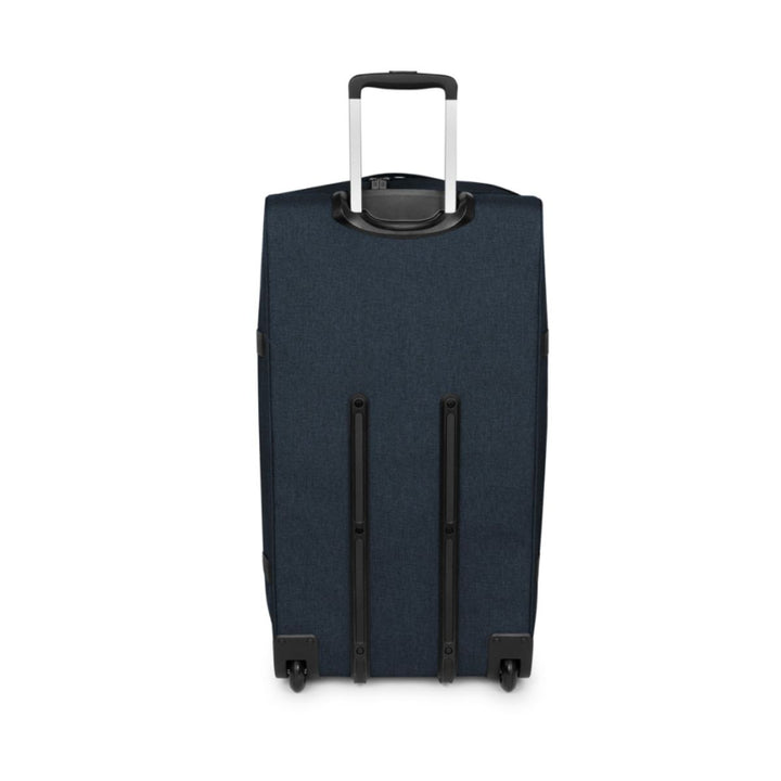 Achterkant van de Eastpak Transit'R Plus Triple Denim #kleur_triple-denim