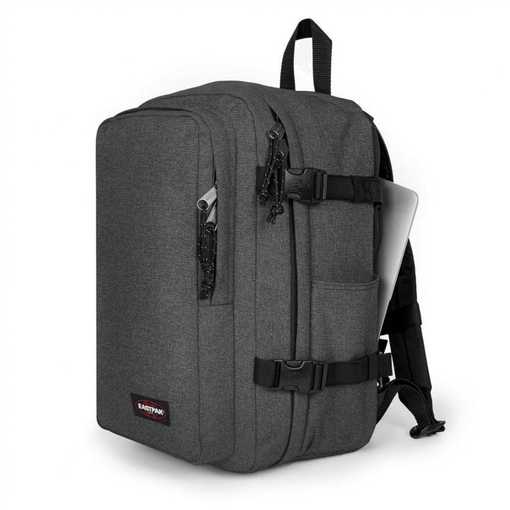 Voorzijde met laptop vak in gebruik #kleur_black-denim