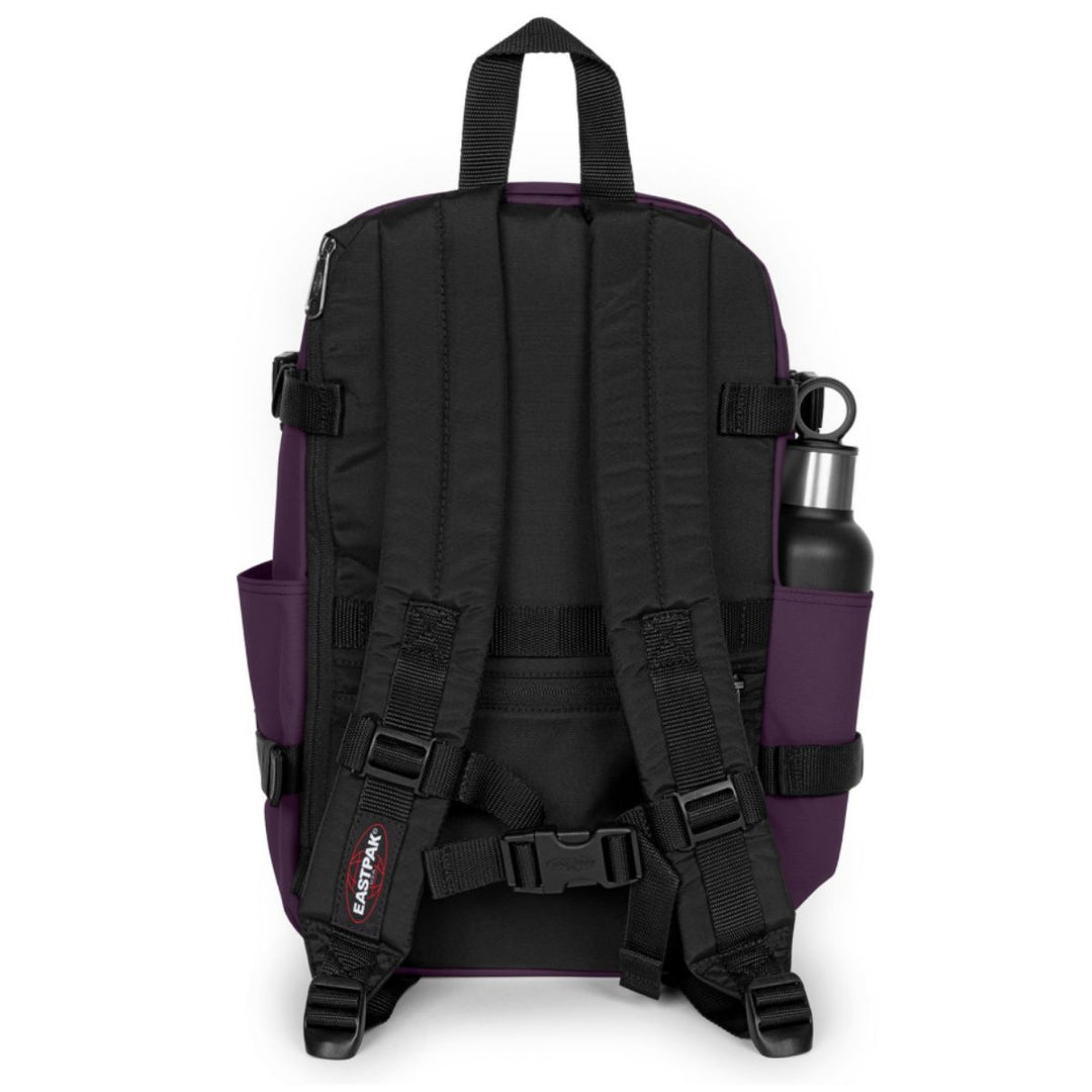 Achterkant van de Eastpak Cabin Pak'r underseater rugzak blackberry #kleur_blackberry