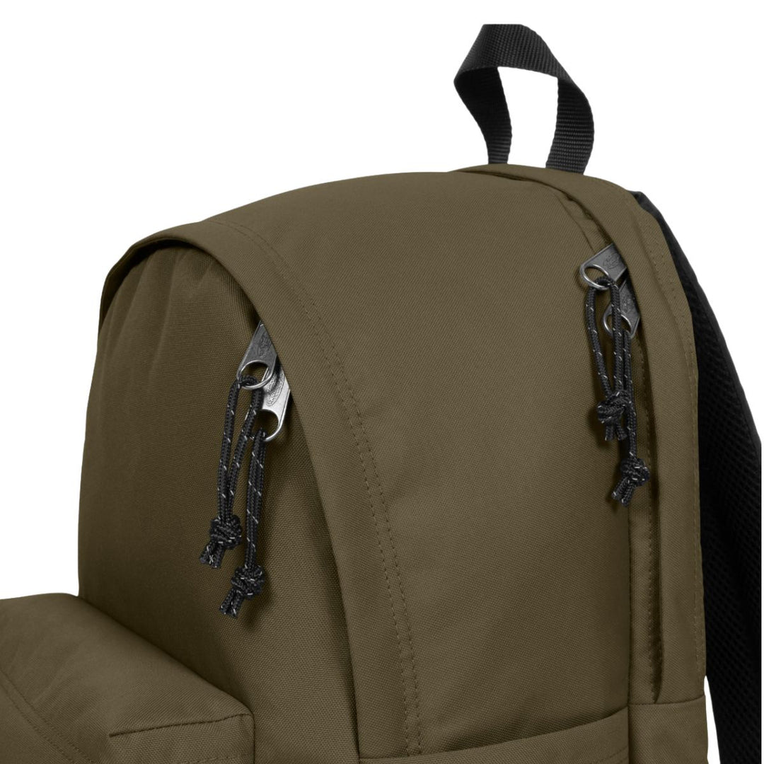 Bovenkant van de Eastpak day office in het olijf #kleur_olijf