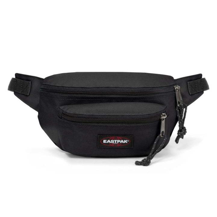 Voorkant van de Eastpak Doggy bag zwart #kleur_zwart