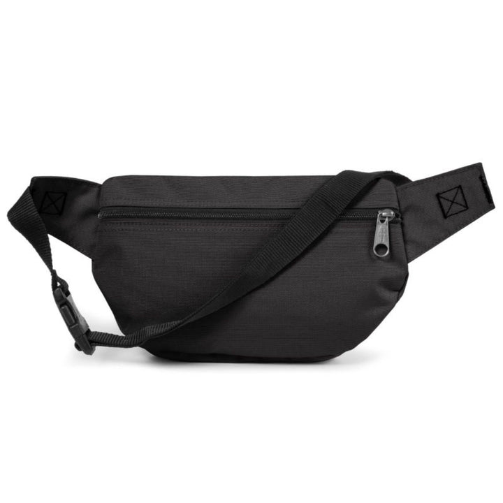 Achterkant van de Eastpak Doggy bag zwart #kleur_zwart