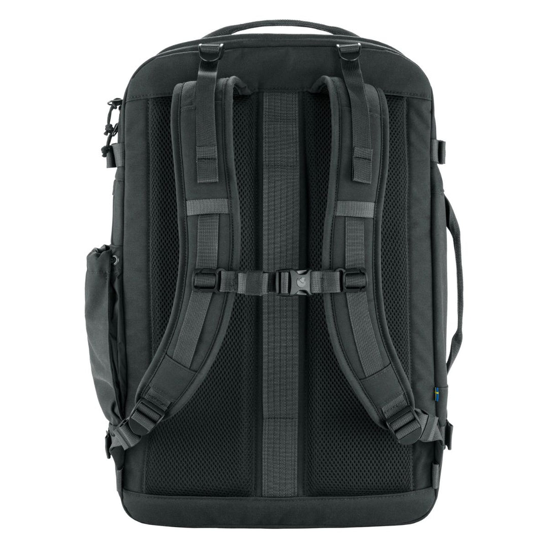 Achterkant van de Fjallraven Farden carry-on pack black #kleur_black