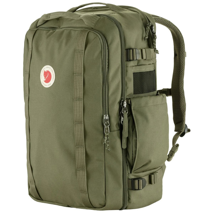 Voorzijde van de Fjallraven Farden carry-on pack Donkergroen #kleur_donkergroen