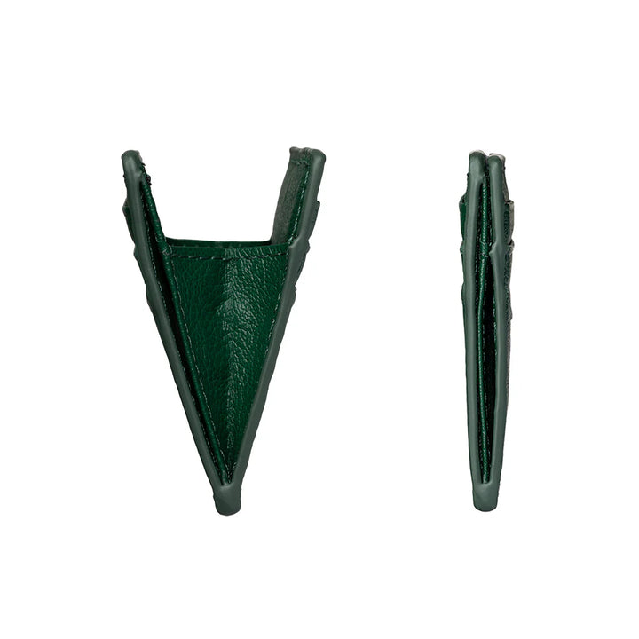 Zijkanten van de Gentlemens leren kaarthouder in het racing-green #kleur_racing-green