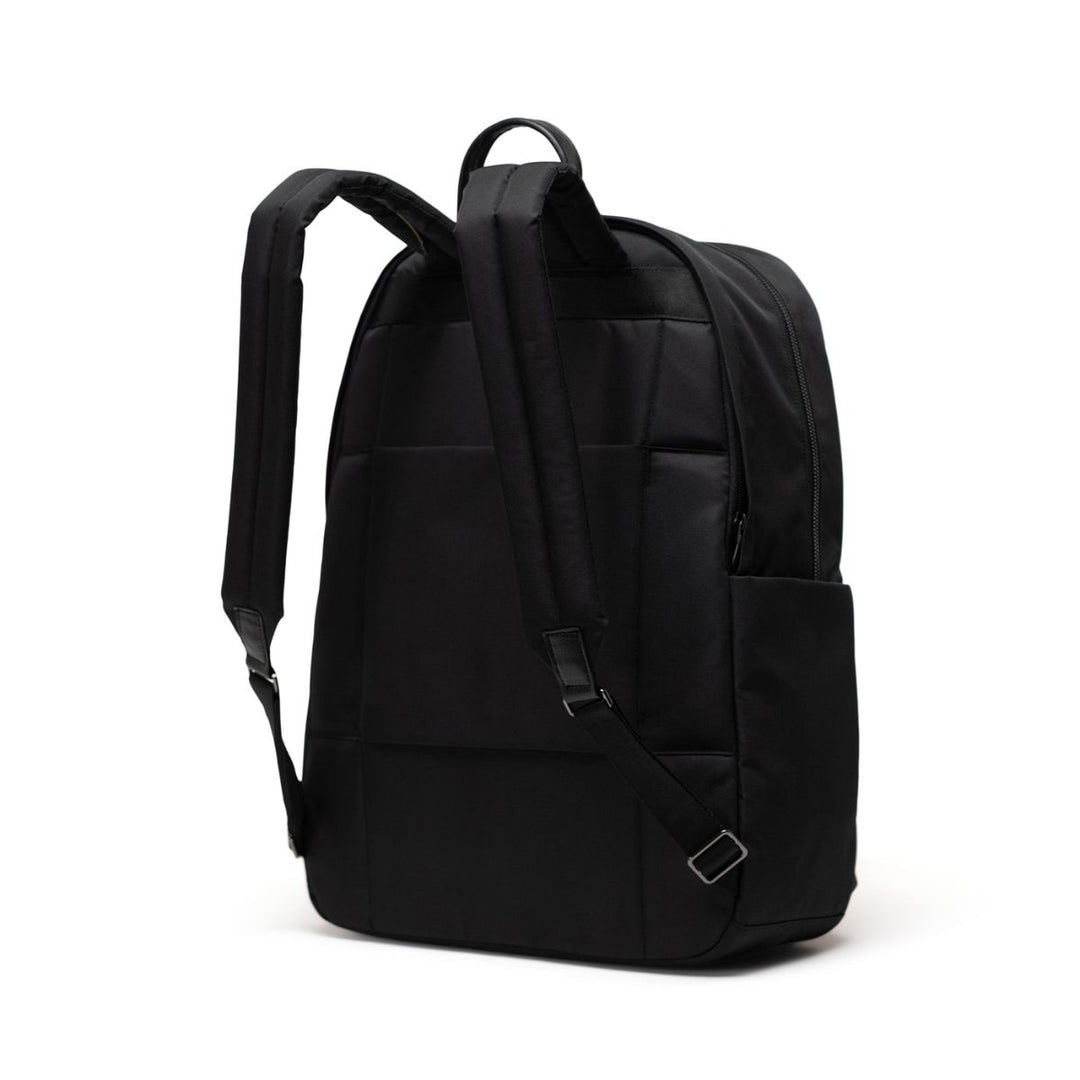 Achterkant van de Herschel Beatrix laptop rugzak black #kleur_black