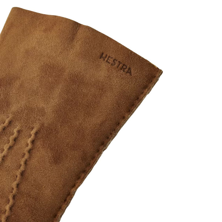 Details van het materiaal van de Bernadette Hestra handschoen in het bruin #kleur_bruin